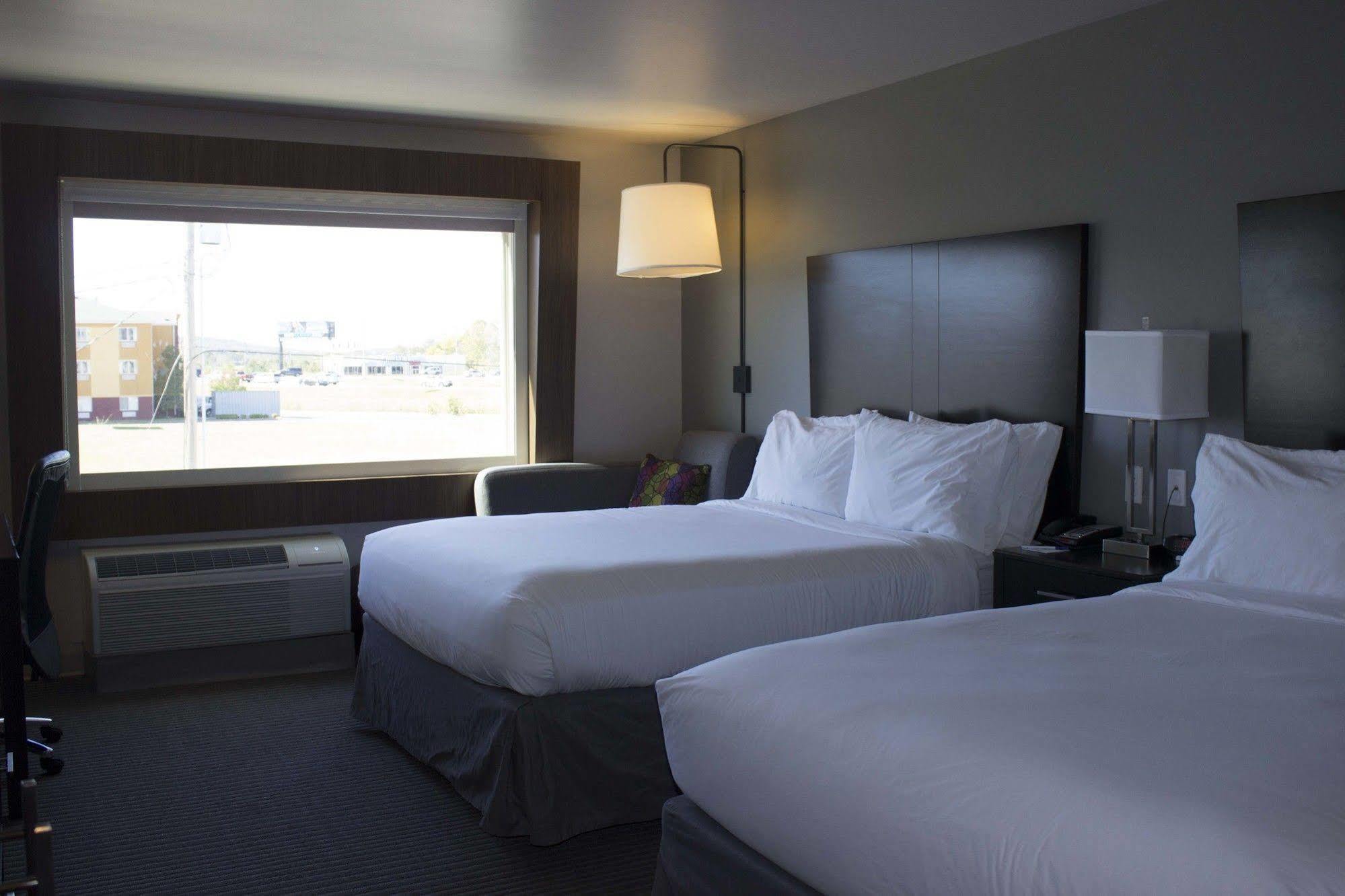 Holiday Inn Express And Suites Tahlequah By Ihg Εξωτερικό φωτογραφία